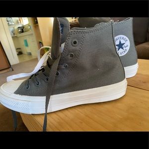 High top converse 7.5